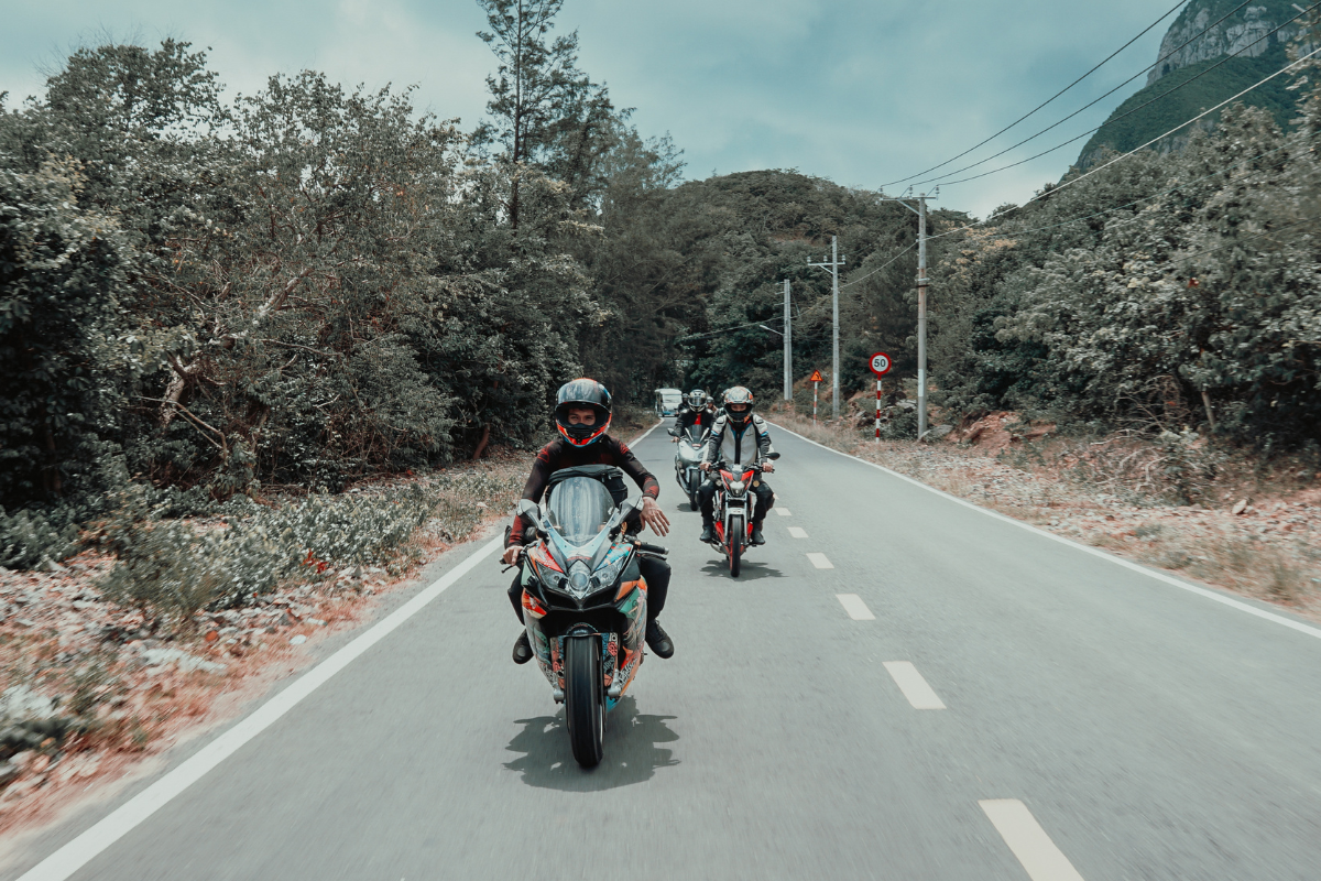 Easy Renter : la révolution de la location de motos et scooters en France et en Corse