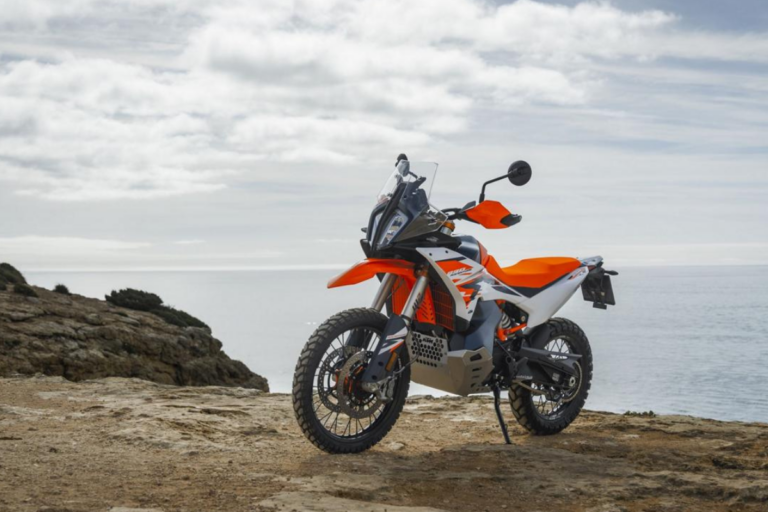KTM 890 Adventure R 2025