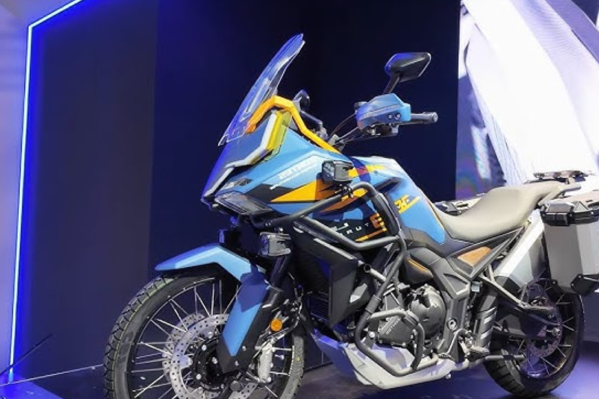 Zontes ZT 703 : le chinois qui débarque en force dans le monde des bécanes