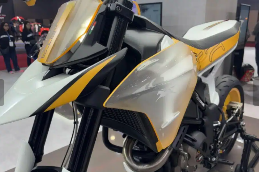 TVS RTS X Supermoto
