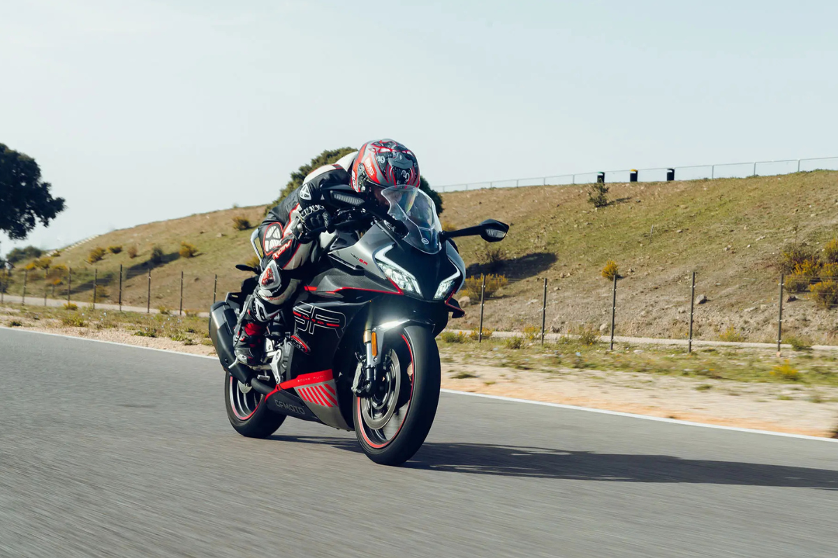 CF Moto 450 SR Aspar Réplica