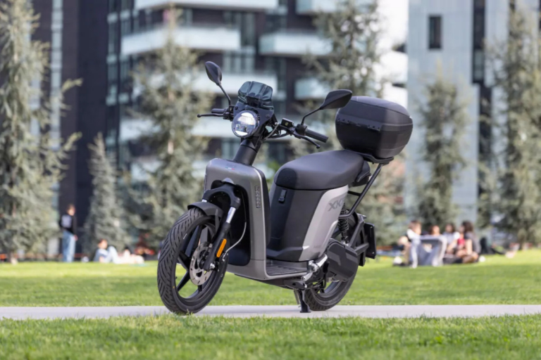Le scooter italien XKP80