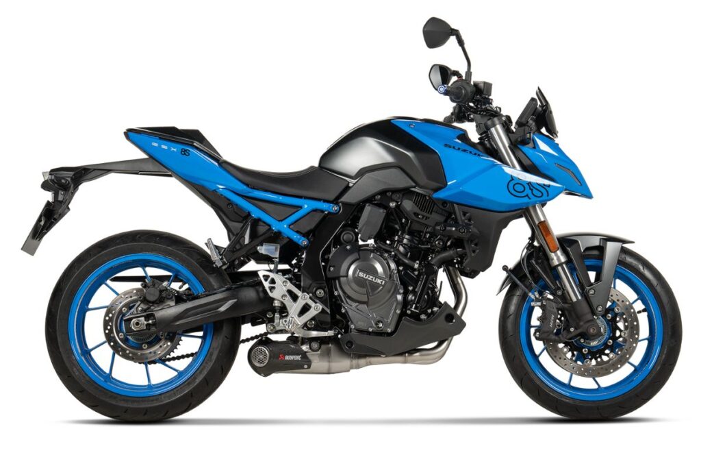Akrapovič sur GSX 8S vue latérale