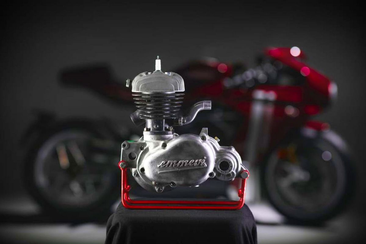 Plus de temps sur la route qu'au garage : cette marque de moto italienne de légende offre 25 % de garantie en plus, sans limite de kilomètres