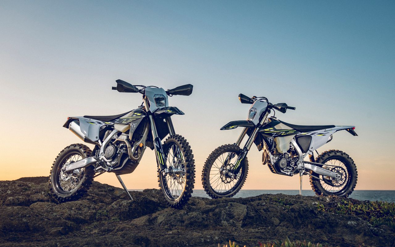 Enduro 2025 Triumph frappe un grand coup avec ses TF 250-E et TF 450-E