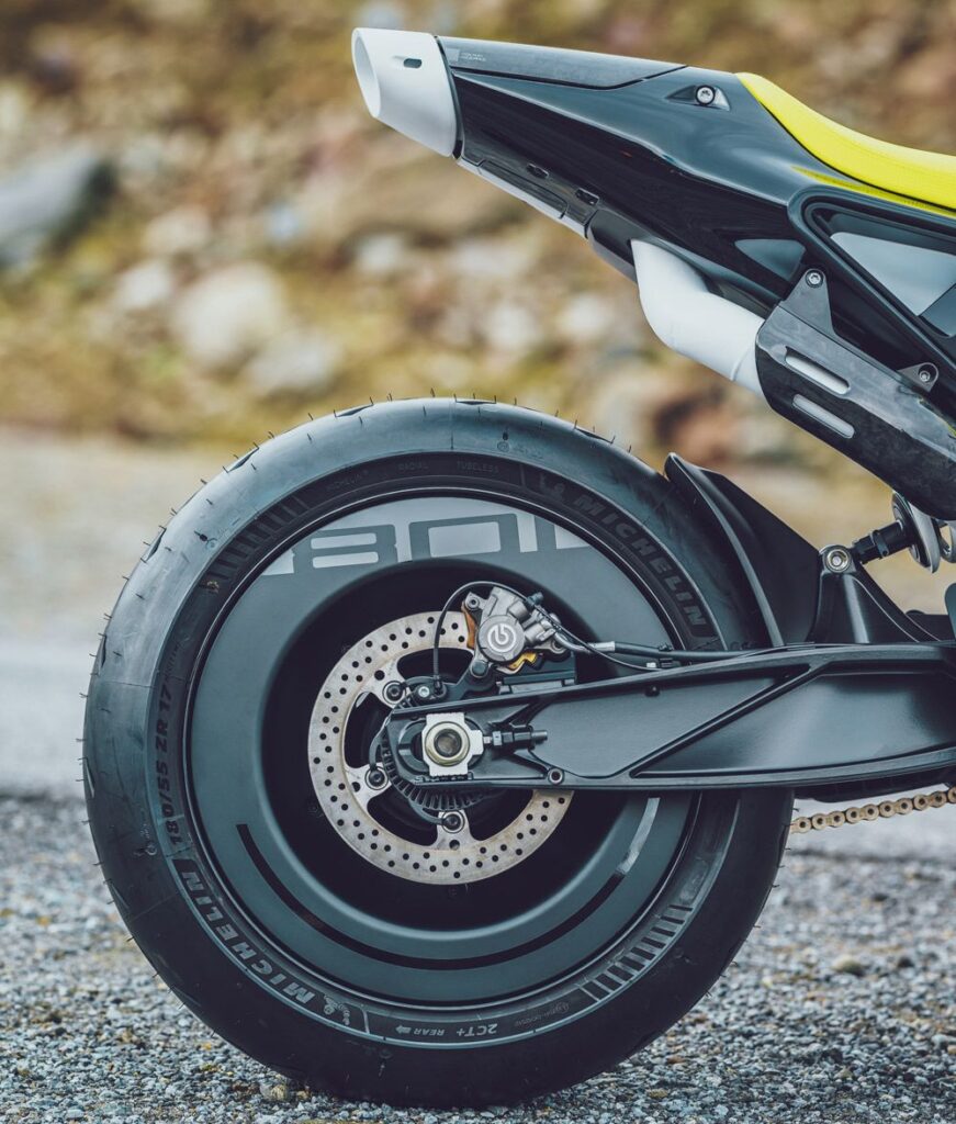 Husqvarna Vitpilen 801 sans fioriture toujours