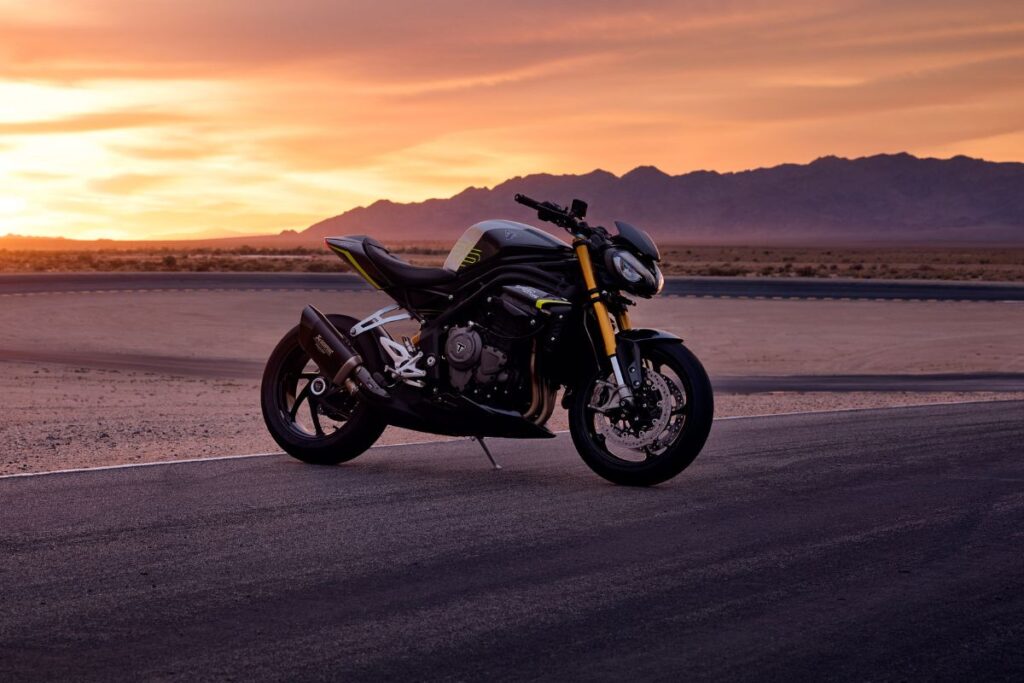 Triumph Speed Triple - 1200 RS 2025 - vue latérale