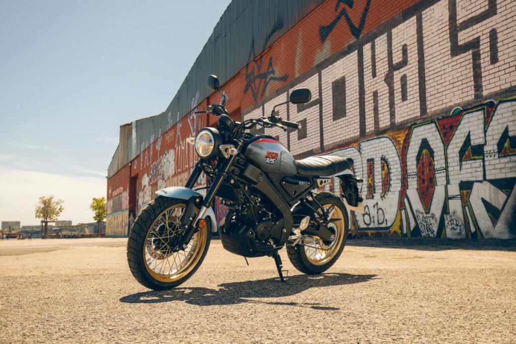 Yamaha XSR125 version Legacy