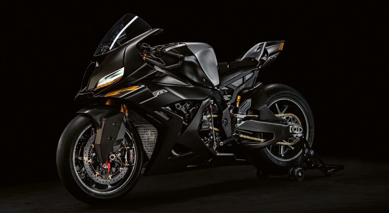 Plus de 230 chevaux pour la nouvelle bombe de BMW Motorrad