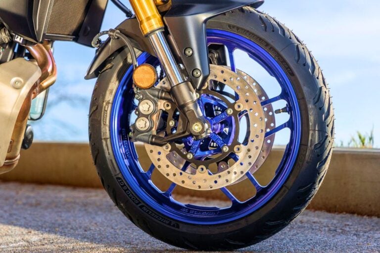 Un concept, deux motos, quatre déclinaisons ! Yamaha pense à tous les motards