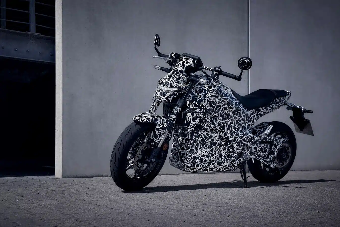 542843 honda releases european test riding footage of ev fun concept