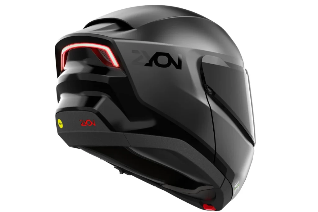 ce casque high tech vous donne une vision de pilote de chasse sur la route 4