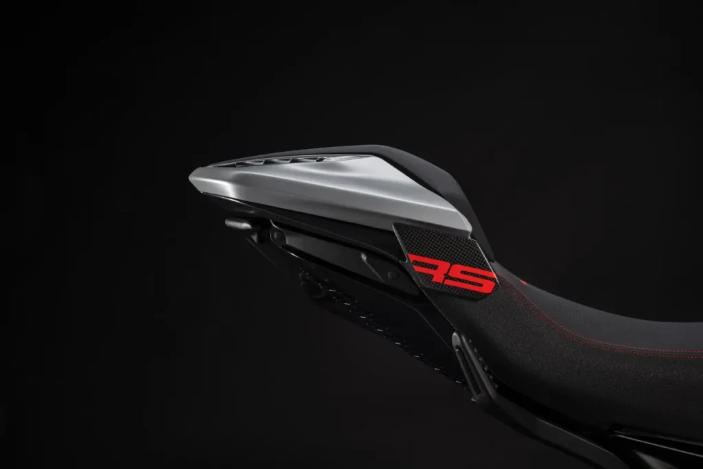 ducati diavel v4 rs 2026 le muscle cruiser qui passe de 0 à 100 kmh en 2,5 secondes 60