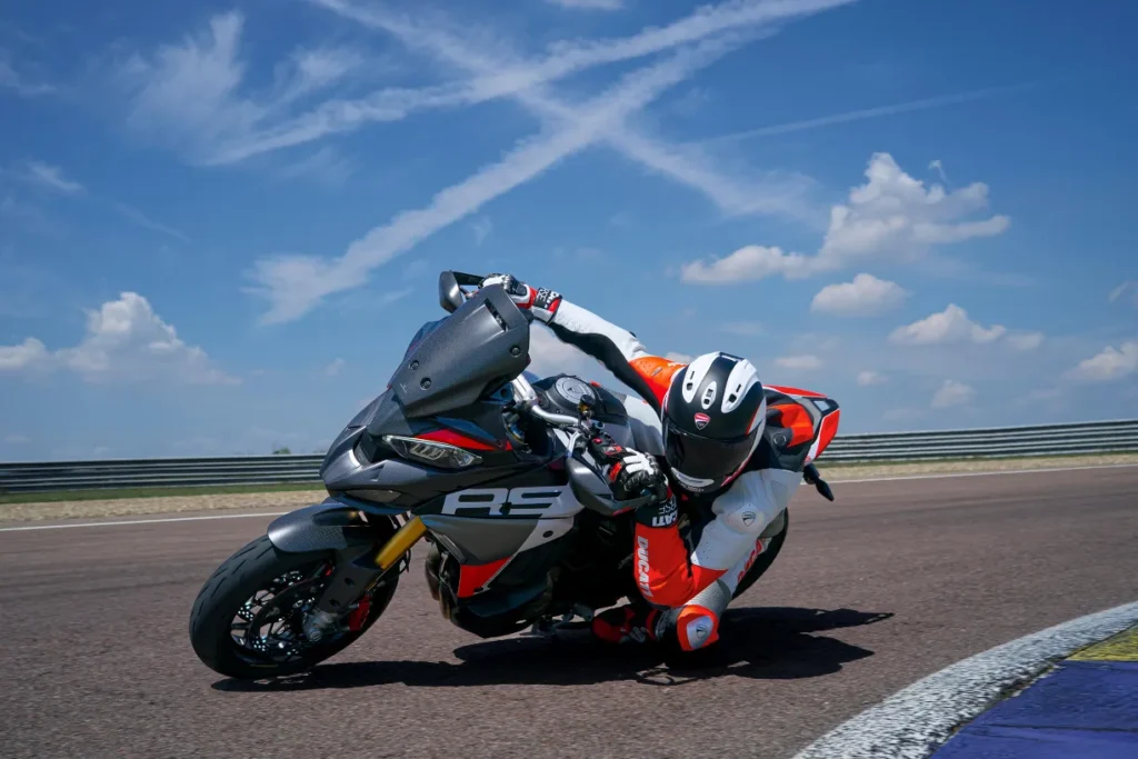 ducati multistrada v4 rs 2026 la sportive d’aventure qui s’inspire de motogp 11