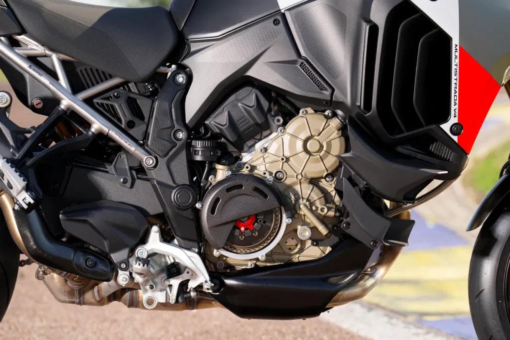 ducati multistrada v4 rs 2026 la sportive d’aventure qui s’inspire de motogp 13