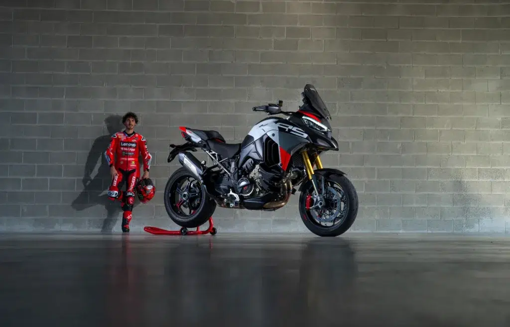 ducati multistrada v4 rs 2026 la sportive d’aventure qui s’inspire de motogp 2