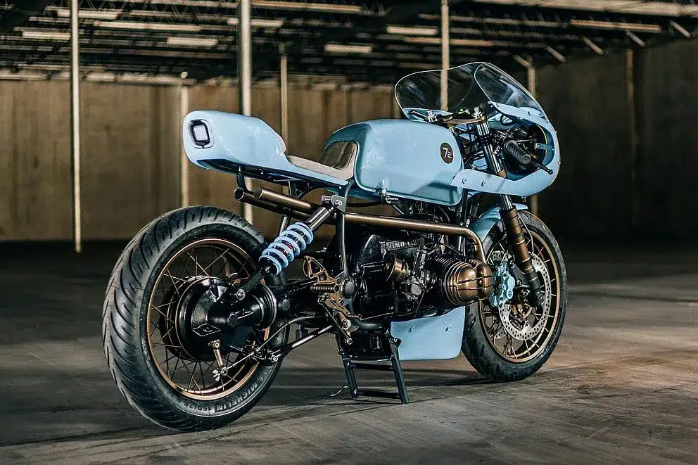 elle enterre des motos neuves à 20 000 € cette vieille bmw r100 a été entièrement reconstruite avec un niveau de finition qui frôle l’obsession 2