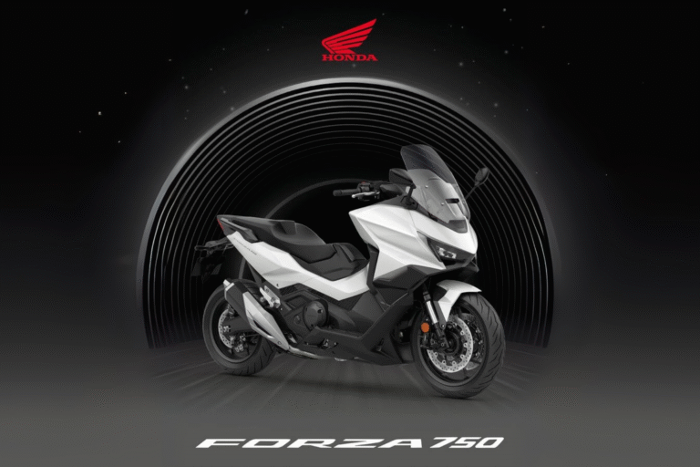 forza 750 adopte un élégant coloris blanc perle en 2026