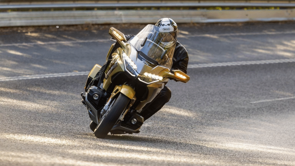 la moto la plus confortable du monde, un monstre de route si abouti que certains la surnomme la rolls des deux roues 2