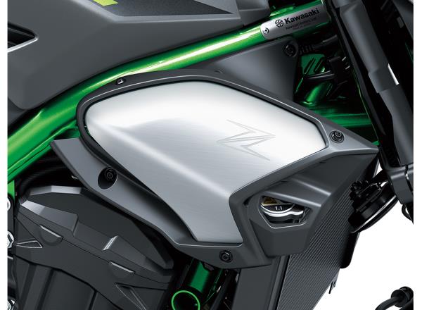 les nouvelles kawasaki z1100 et z1100 se 2026 débarquent avec un quatre cylindres retravaillé et un équipement haut de gamme 32