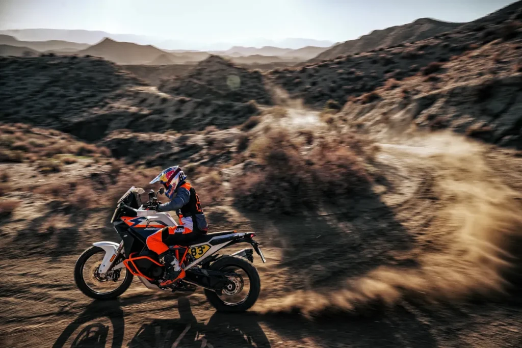 quand sortiront les nouvelles ktm la marque lève le voile sur son calendrier 2