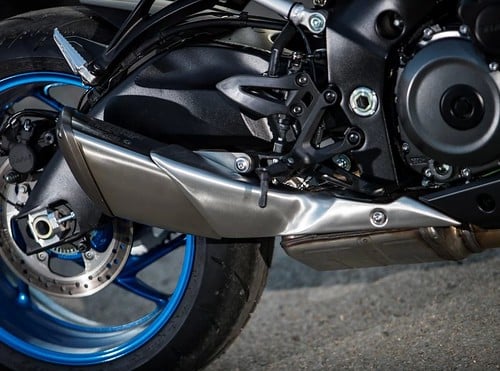 suzuki revoit entièrement sa gsx s1000 pour 2026 nouveau design, châssis affûté et moteur euro5+ sous les 12 000 € 15