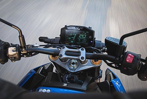 suzuki revoit entièrement sa gsx s1000 pour 2026 nouveau design, châssis affûté et moteur euro5+ sous les 12 000 € 31