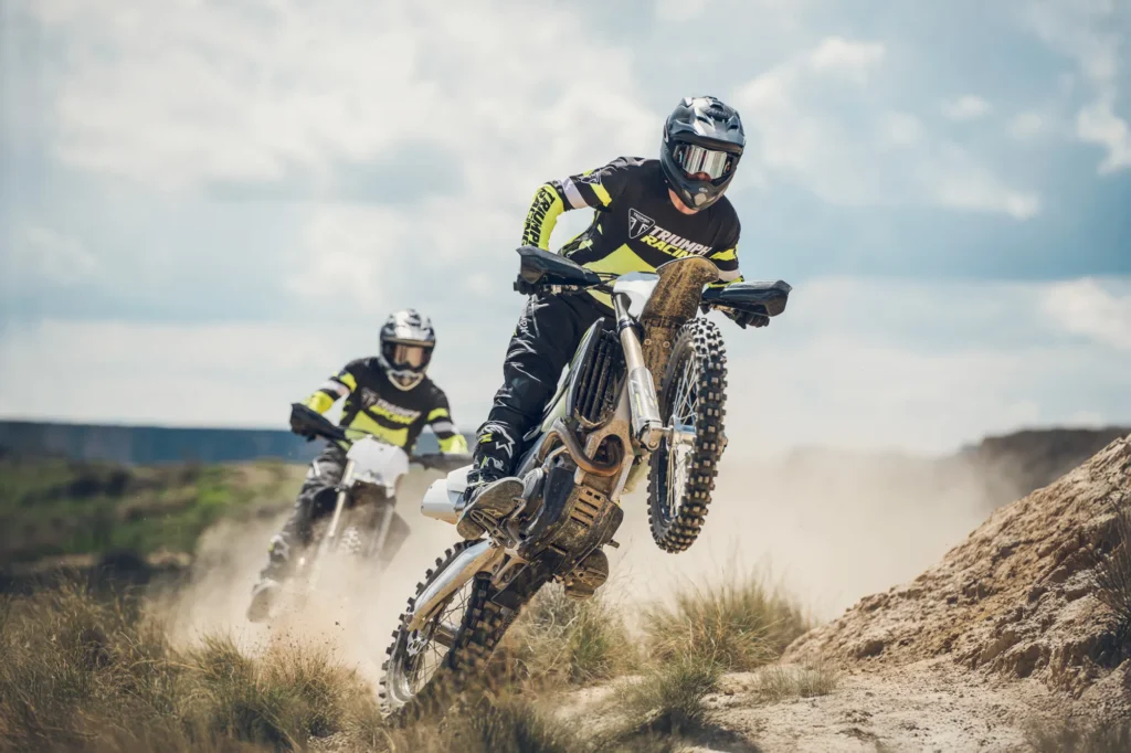 triumph tf 250 c et tf 450 c 2026 les nouvelles motos off road de cross country dévoilées 6