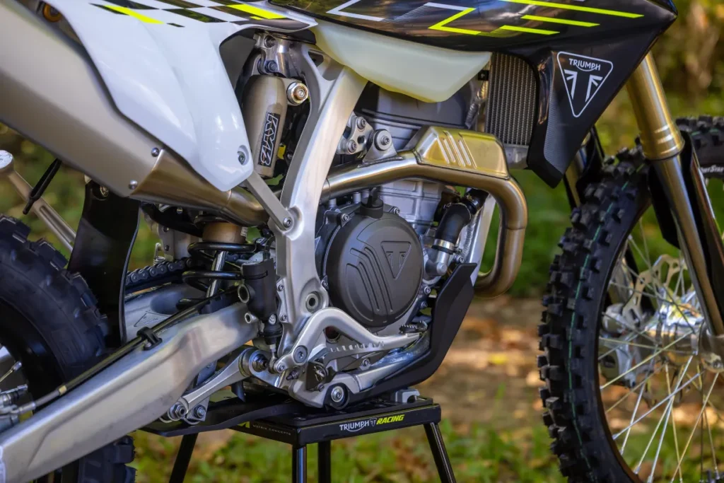 triumph tf 250 c et tf 450 c 2026 les nouvelles motos off road de cross country dévoilées 9