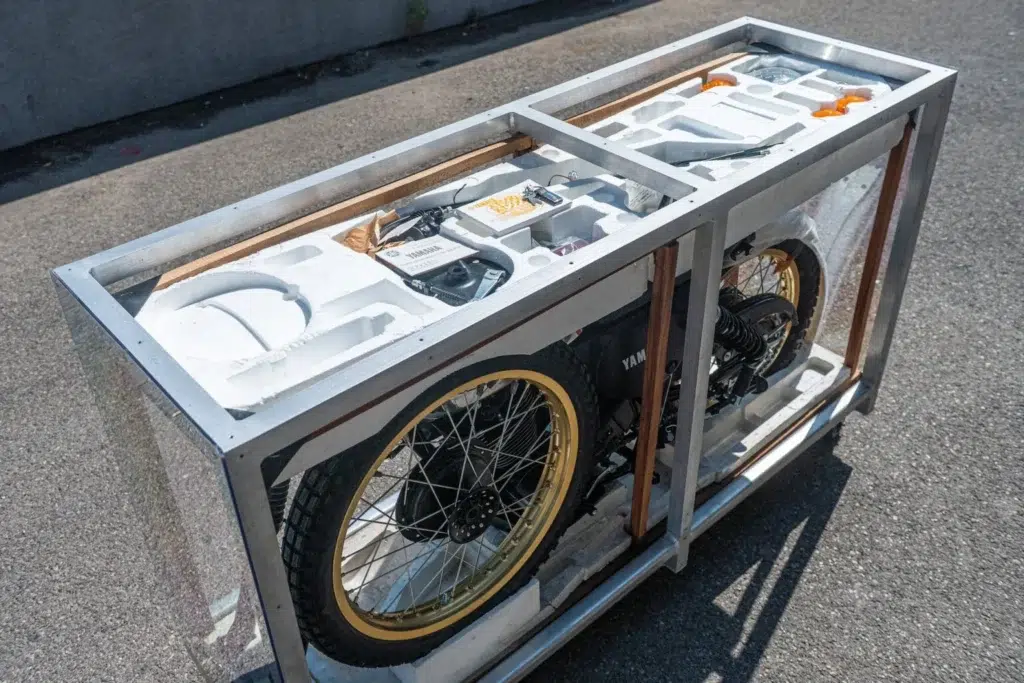 40 ans sans rouler, 84 000 € au marteau cette yamaha vintage fait tourner toutes les têtes 1