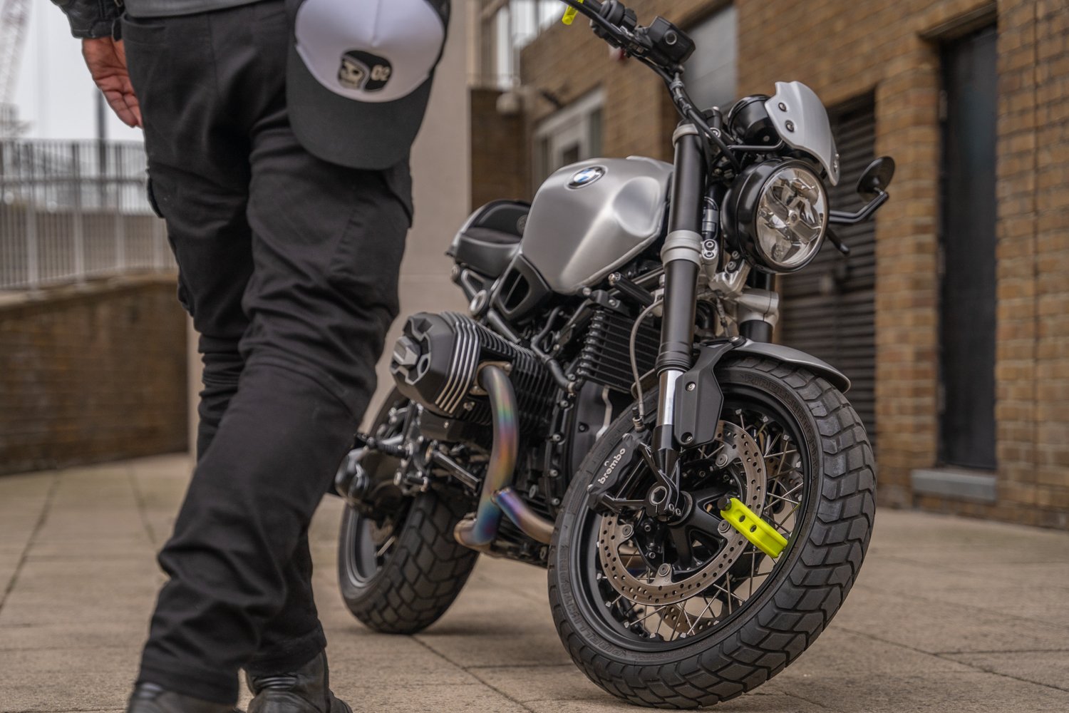 antivol moto ce nouveau modèle résiste aux attaques les plus violentes, même à la meuleuse 9