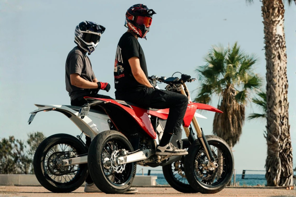 avec cette nouvelle arme électrique, stark veut enterrer ktm et husqvarna en supermotard