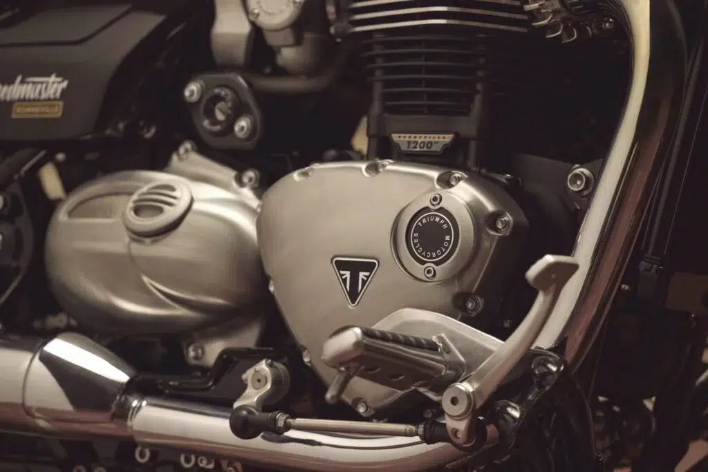 bonneville speedmaster 3