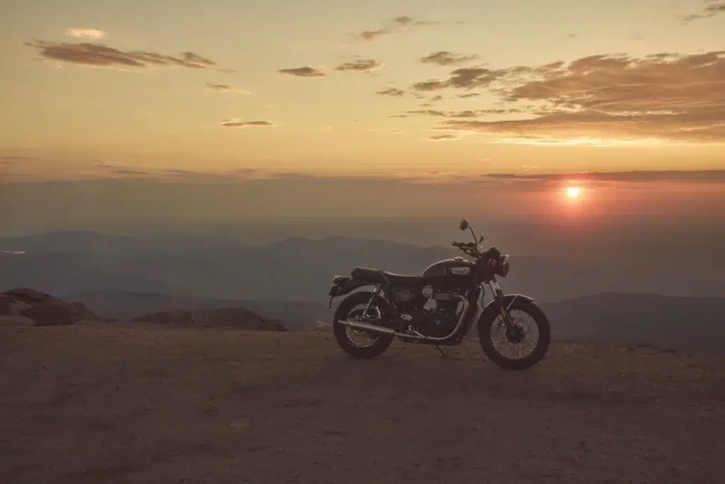 bonneville t100 7