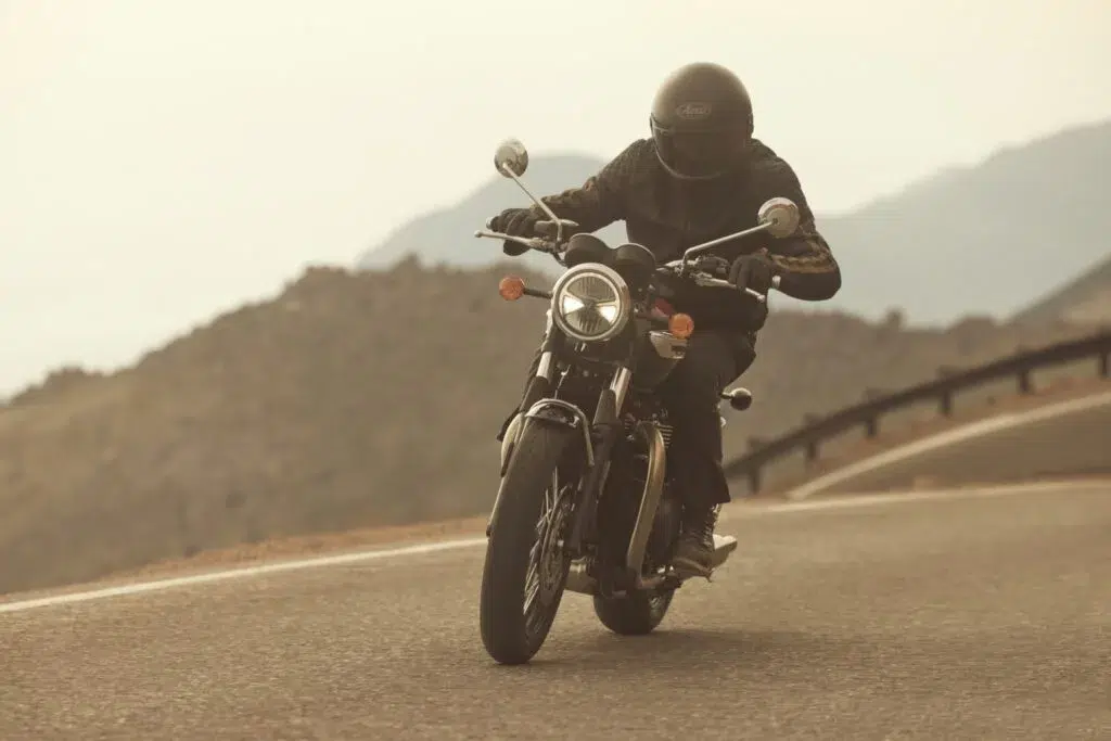 bonneville t100 8