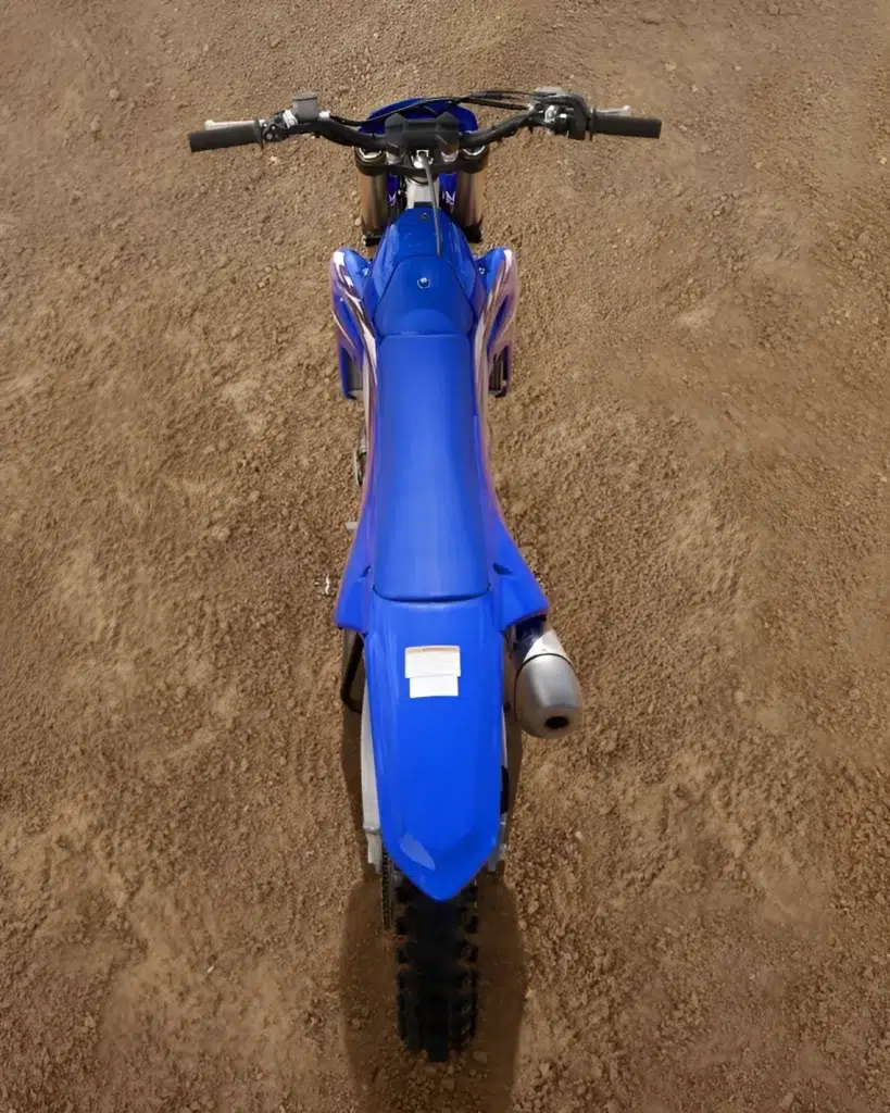 c’est la fin de la préparation moto yamaha veut reprendre le contrôle total de ses motos avec une puce impossible à reprogrammer 9