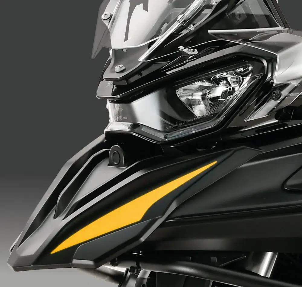 cette moto chinoise ressemble à une bmw gs mais coûte presque deux fois moins cher, un trail de 900 cm³ prêt à bouleverser le marché 13