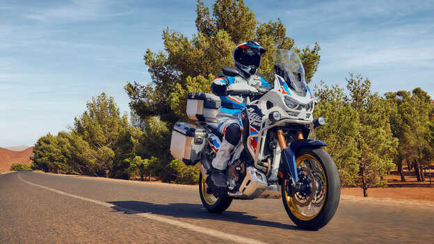 cette moto honda domine discrètement le segment adventure haut de gamme grâce à une fiabilité imbattable 4