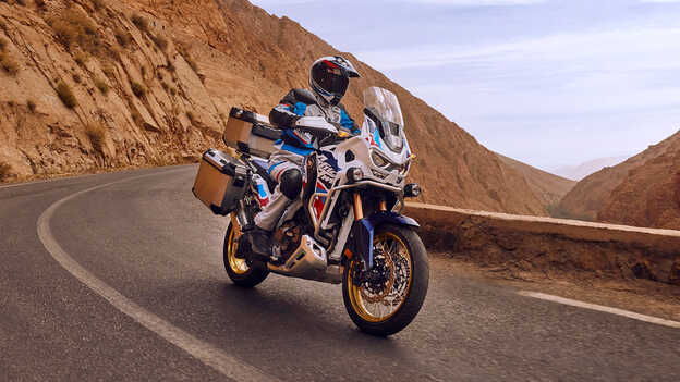 cette moto honda domine discrètement le segment adventure haut de gamme grâce à une fiabilité imbattable 6