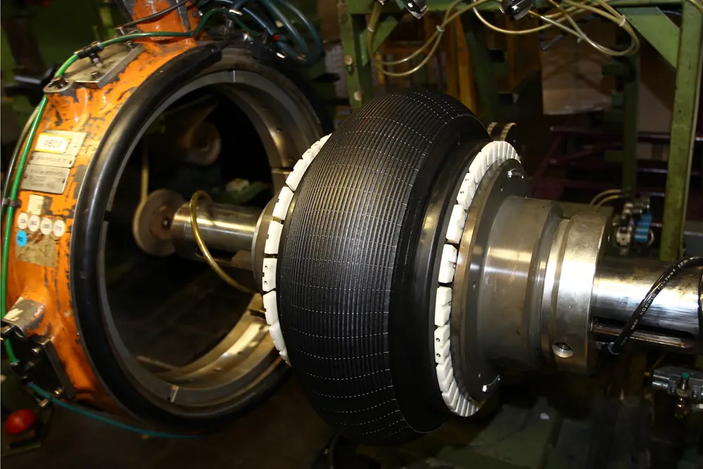 conti pulvérise les règles ce pneu forgé à 400 °c promet une adhérence totale dès la première minute de route 3