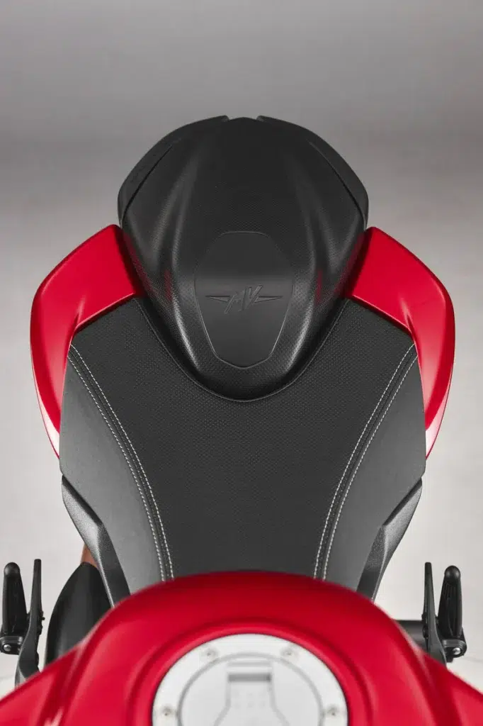 design de la mv agusta brutale 800 3