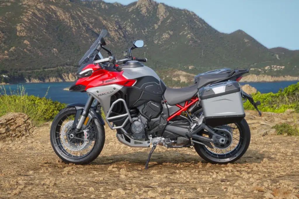 ducati sort les crocs la nouvelle multistrada v4 rally 2026 affole déjà les globe trotteurs 4