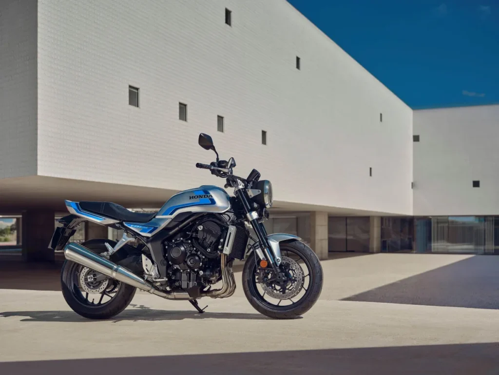 honda relance la légende des cb avec la nouvelle cb1000f 2026 et un design inspiré des icônes des années 80 2