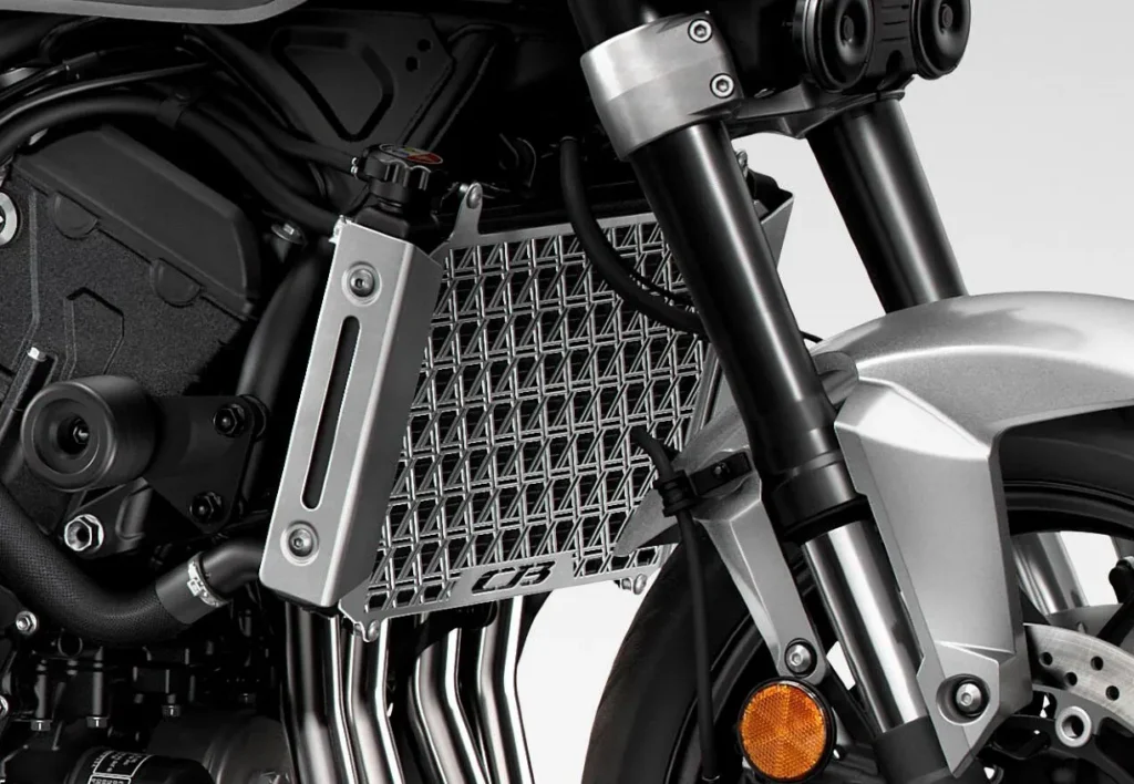 honda relance la légende des cb avec la nouvelle cb1000f 2026 et un design inspiré des icônes des années 80 45