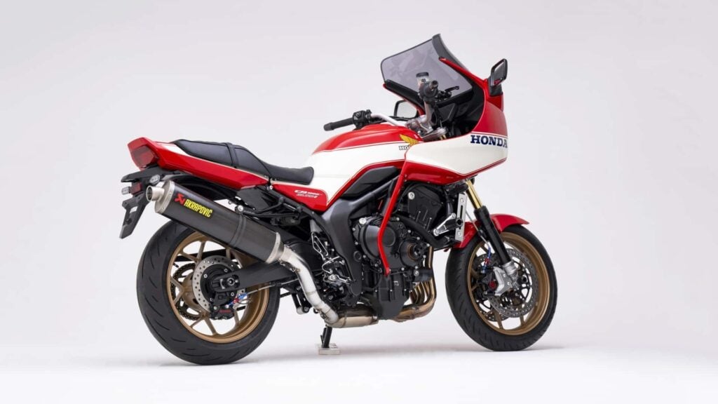 honda ressuscite un mythe cette cb1000f bol d’or fait vibrer les fans de la 750f 2