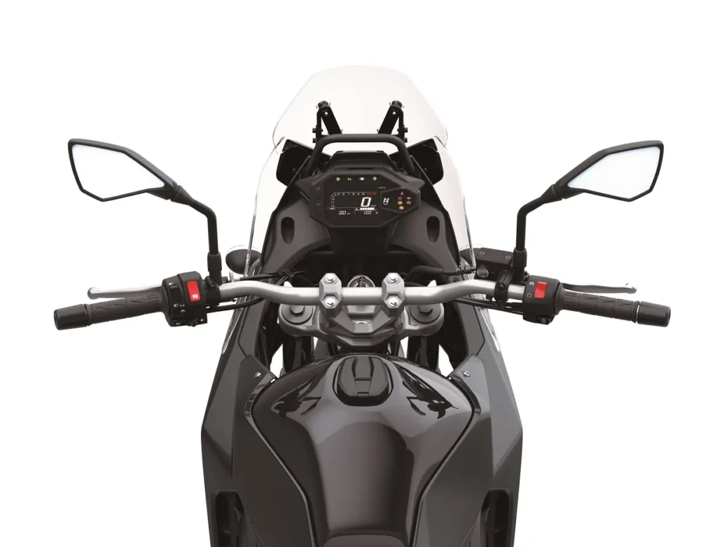 kawasaki relance sa kle500 après 34 ans et dévoile un trail moderne alliant agilité urbaine et confort tout terrain 21