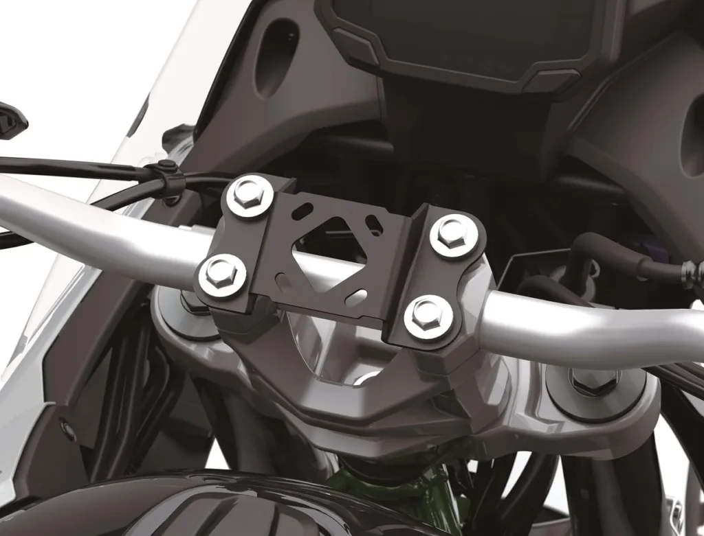 kawasaki relance sa kle500 après 34 ans et dévoile un trail moderne alliant agilité urbaine et confort tout terrain 41