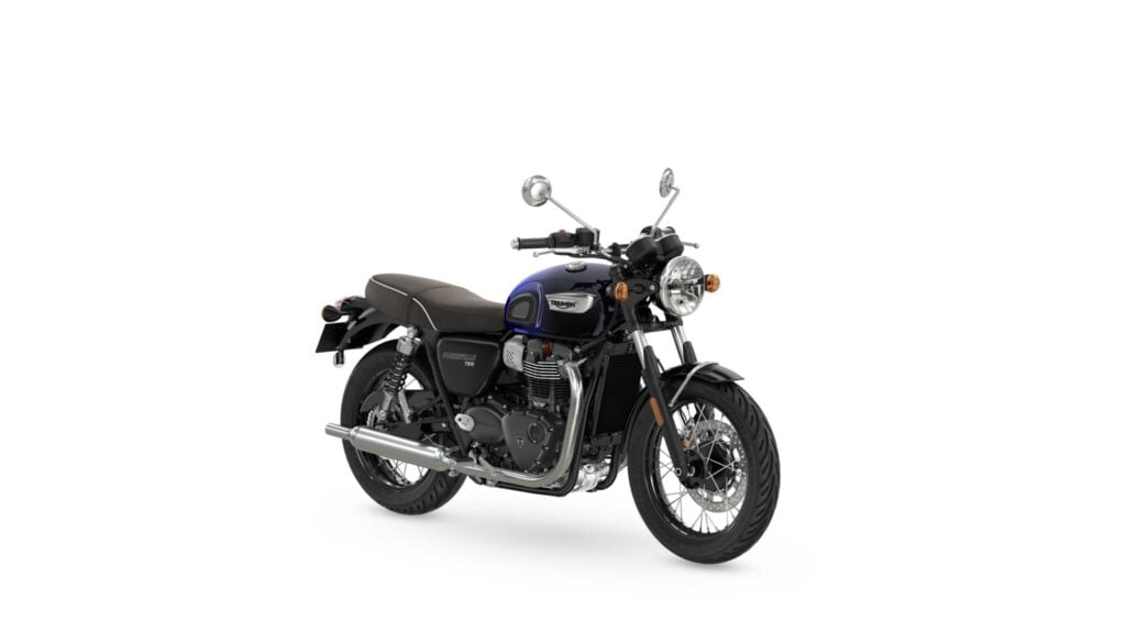 la légendaire bonneville bientôt en version 350 cm³ triumph préparerait un retour aux sources plus accessible 1