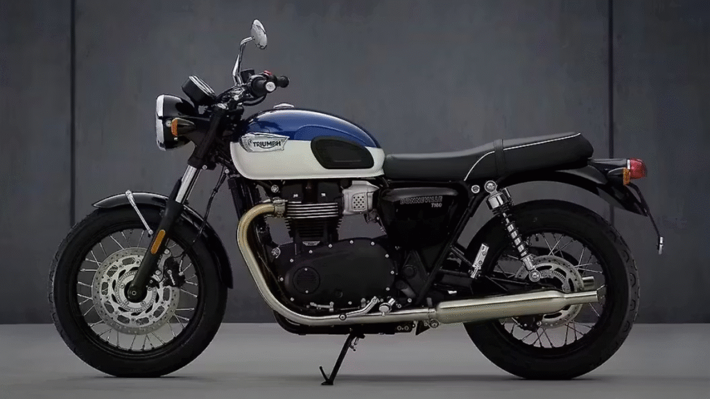 la légendaire bonneville bientôt en version 350 cm³ triumph préparerait un retour aux sources plus accessible 6