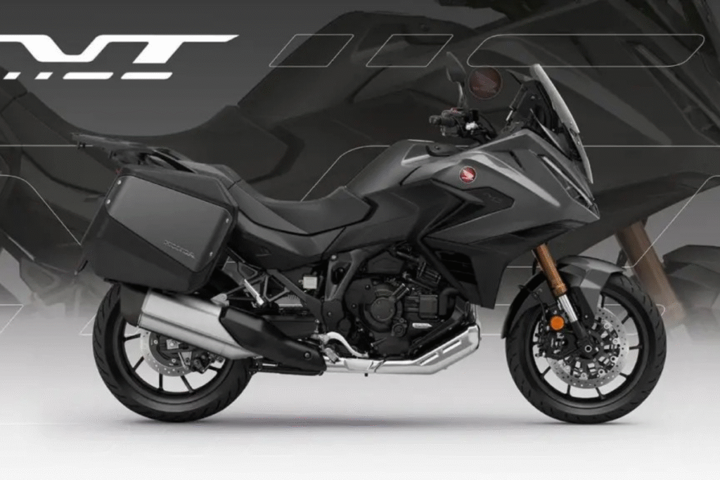la nouvelle honda nt1100 cache une innovation surprenante qui pourrait bouleverser vos trajets